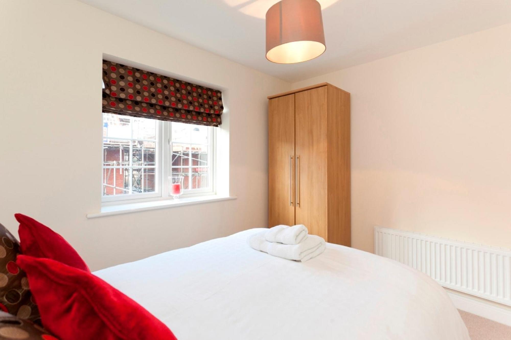 Dbs Serviced Apartments - The Coach House Castle Donington Pokoj fotografie